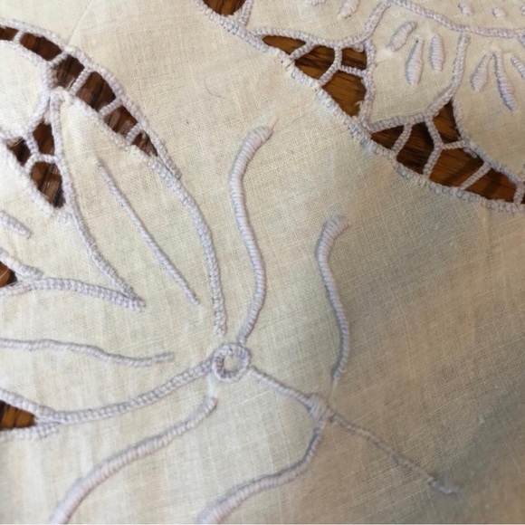 Flower Round Tablecloth Purple Embroidered Table Cloth Home Kitchen Table Decora - Picture 9 of 11